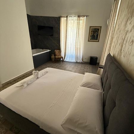 Antica Sicilia Rooms And Breakfast Catania Exteriör bild