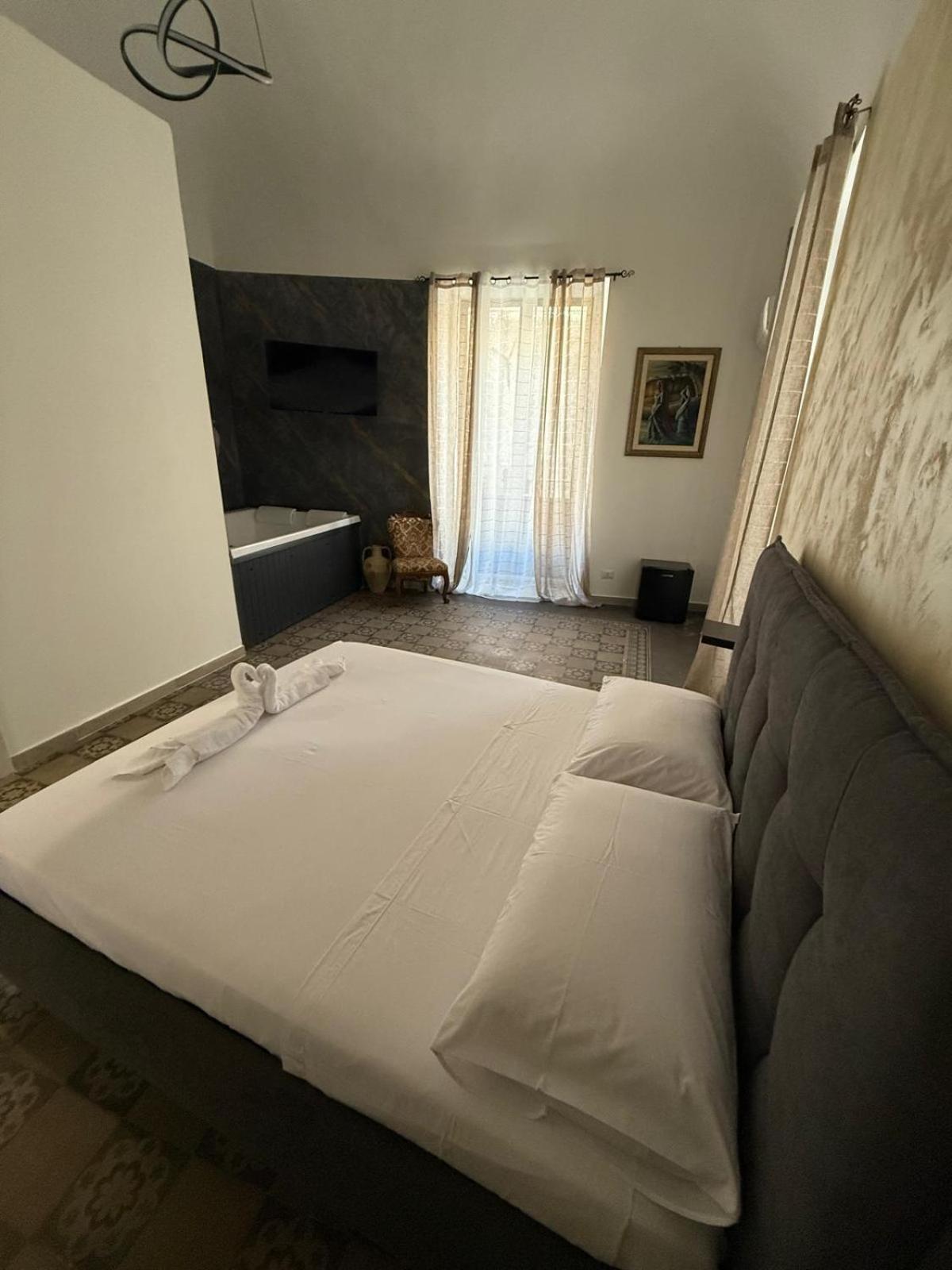 Antica Sicilia Rooms And Breakfast Catania Exteriör bild
