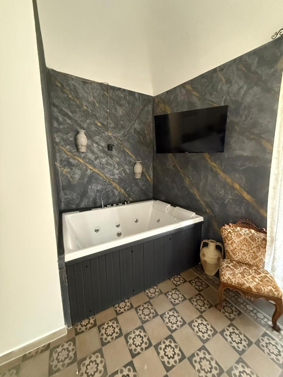 Antica Sicilia Rooms And Breakfast Catania Exteriör bild