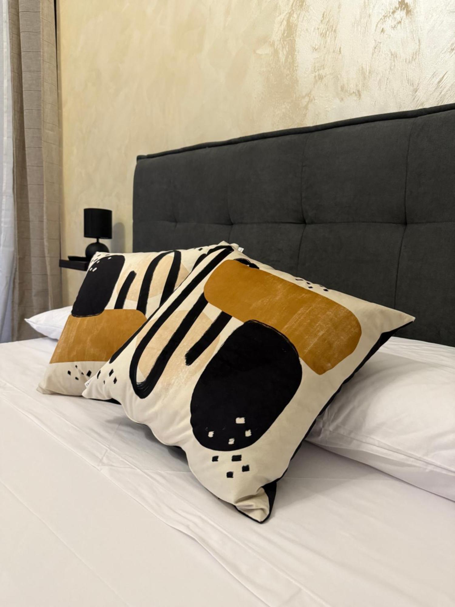 Antica Sicilia Rooms And Breakfast Catania Exteriör bild